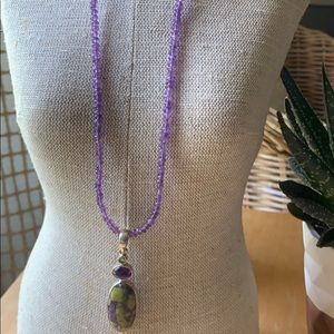 Never been worn bead necklace and pendant